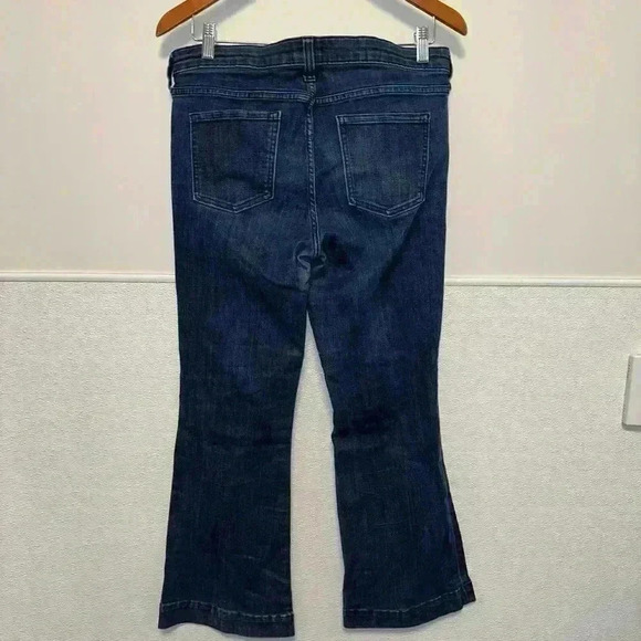 Women's Gap Blue Jeans Size 10 Curvy Stetch Bell Bottom Flared Dark Wash - Picture 3 of 11